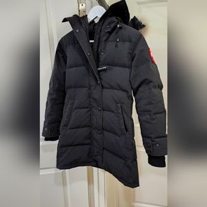 *SOLD* Canada Goose Shelburne Parka Fusion Fit